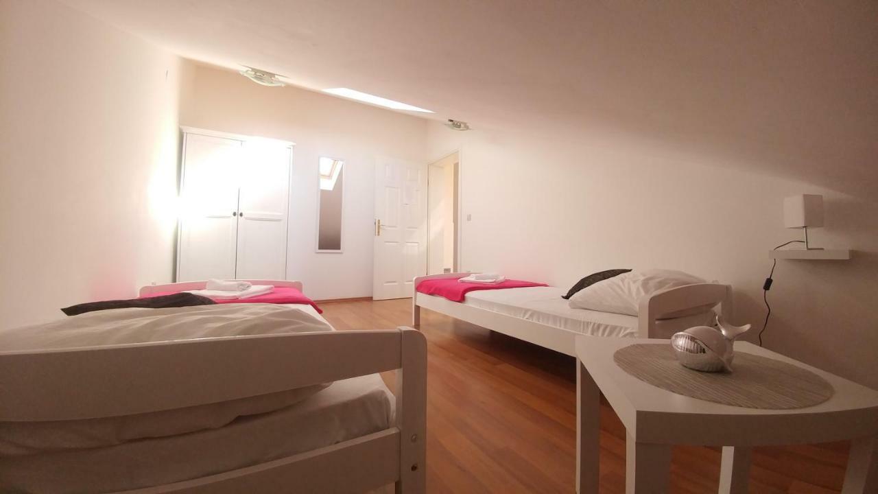 Noa Apartment
